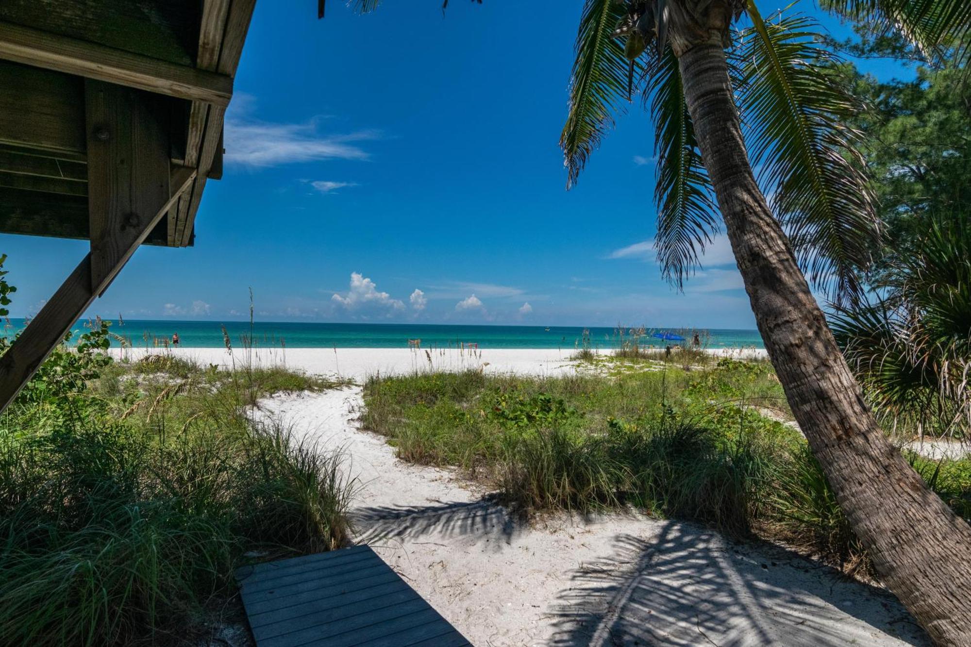 The Tiki House Villa Holmes Beach Exterior photo