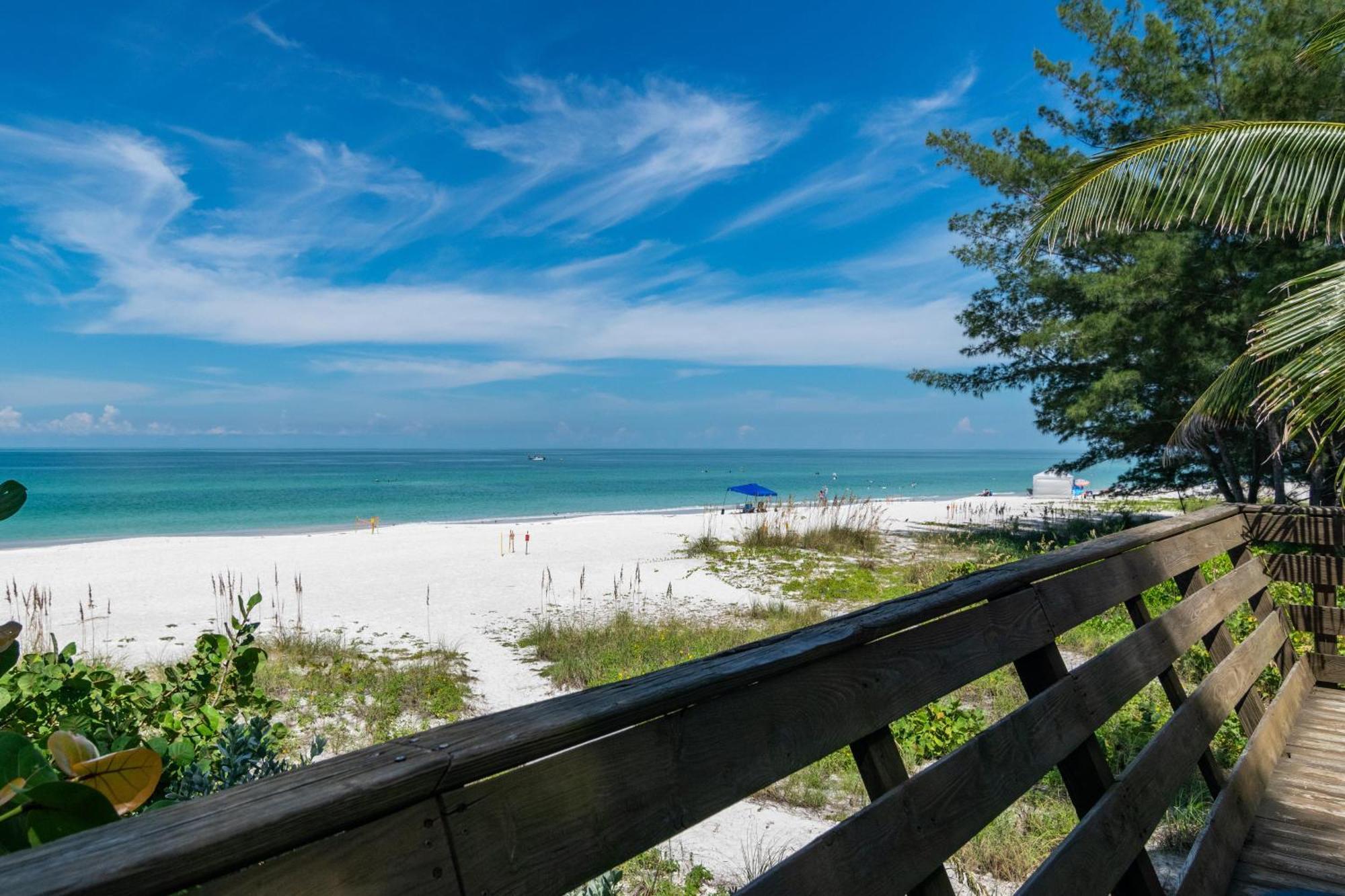 The Tiki House Villa Holmes Beach Exterior photo